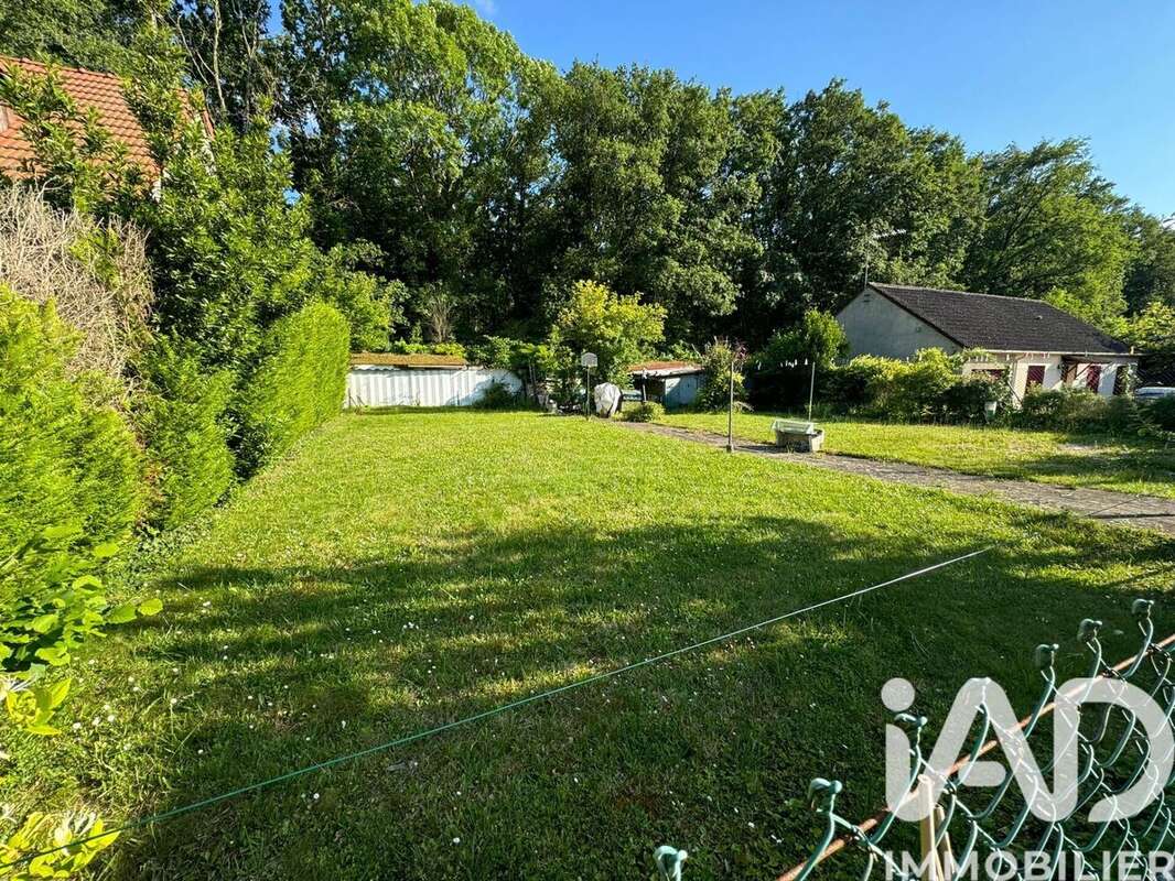 Photo 2 - Terrain à DAMMARIE-LES-LYS