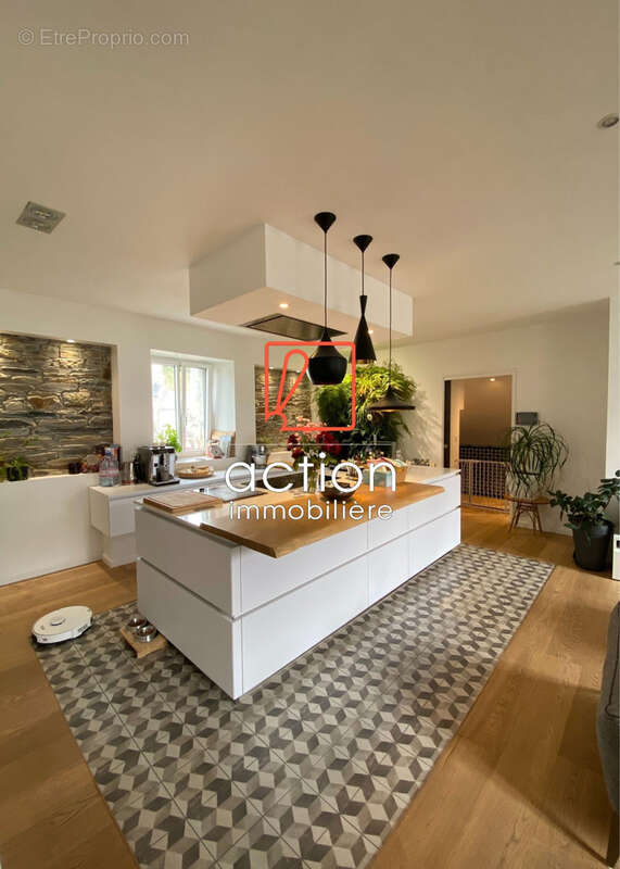 Ensemble immobilier de 2 appartements entièrement rénovés   Centre-ville Lannion - photo 2