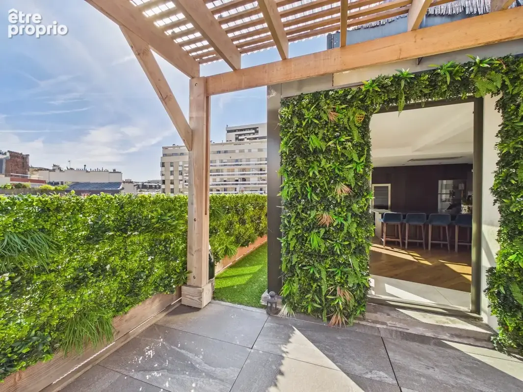 Paris xixe – la villette– superbe dernier étage avec 88m2 de terrasse - photo 3