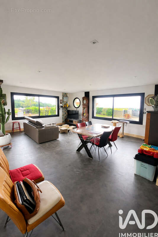 Photo 2 - Maison à YVES