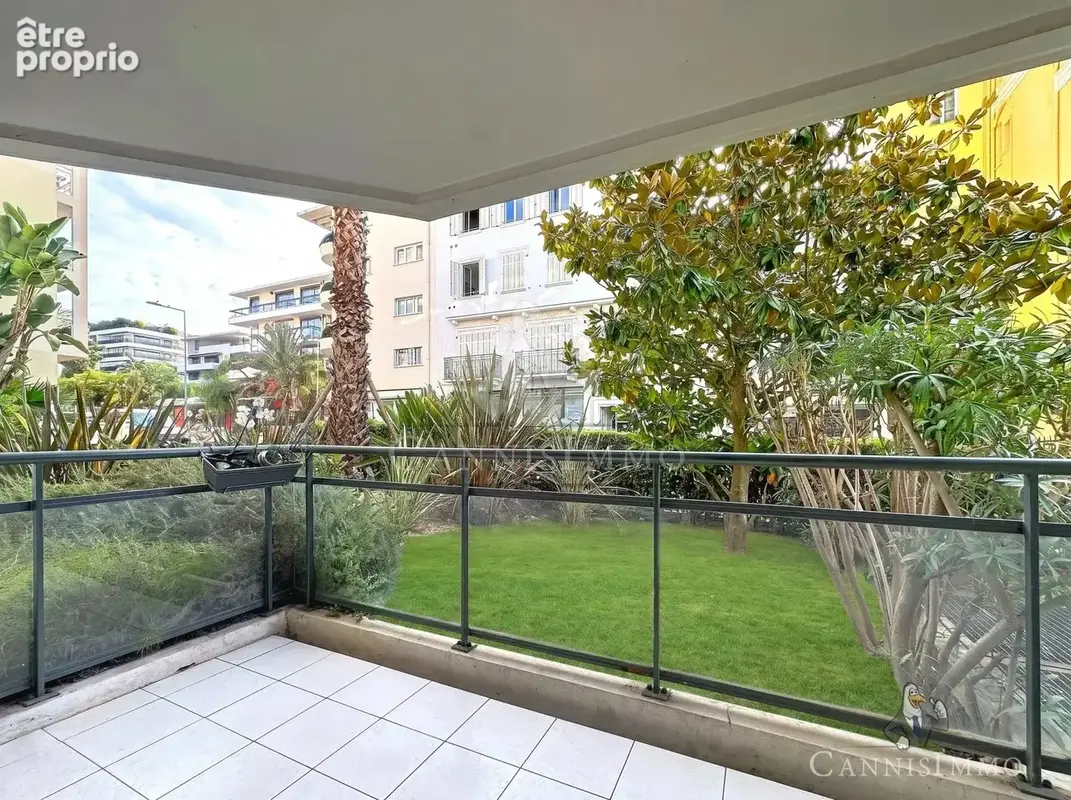 Cannes montfleury 2p terrasse garage - photo 2