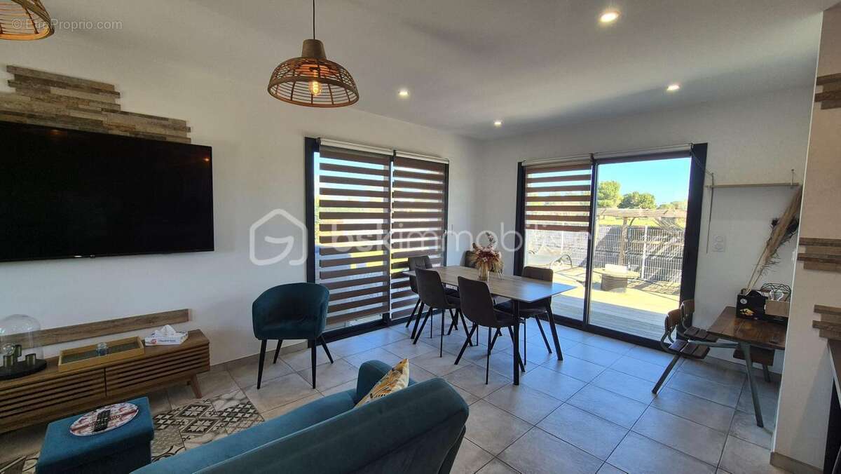 Maison à SAINT-CYPRIEN