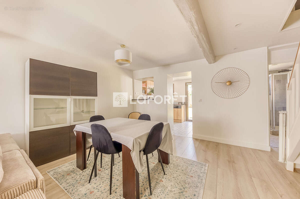 Maison à PONTAULT-COMBAULT