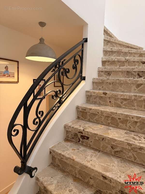 Maison à LIGNAN-SUR-ORB