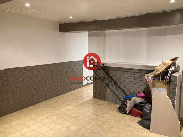 Commerce à ROQUEMAURE