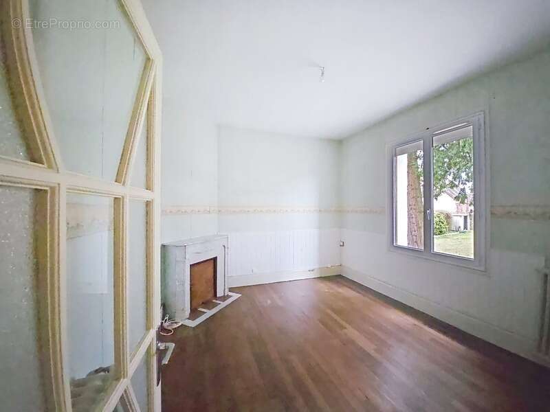 Maison à ANIZY-LE-CHATEAU