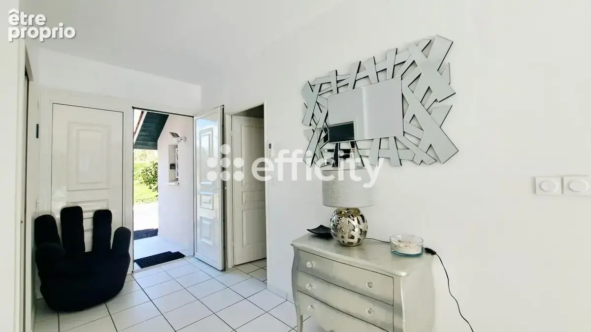 Maison 6 pièces 207 m² à vendre à Pessac (33600) - photo 5
