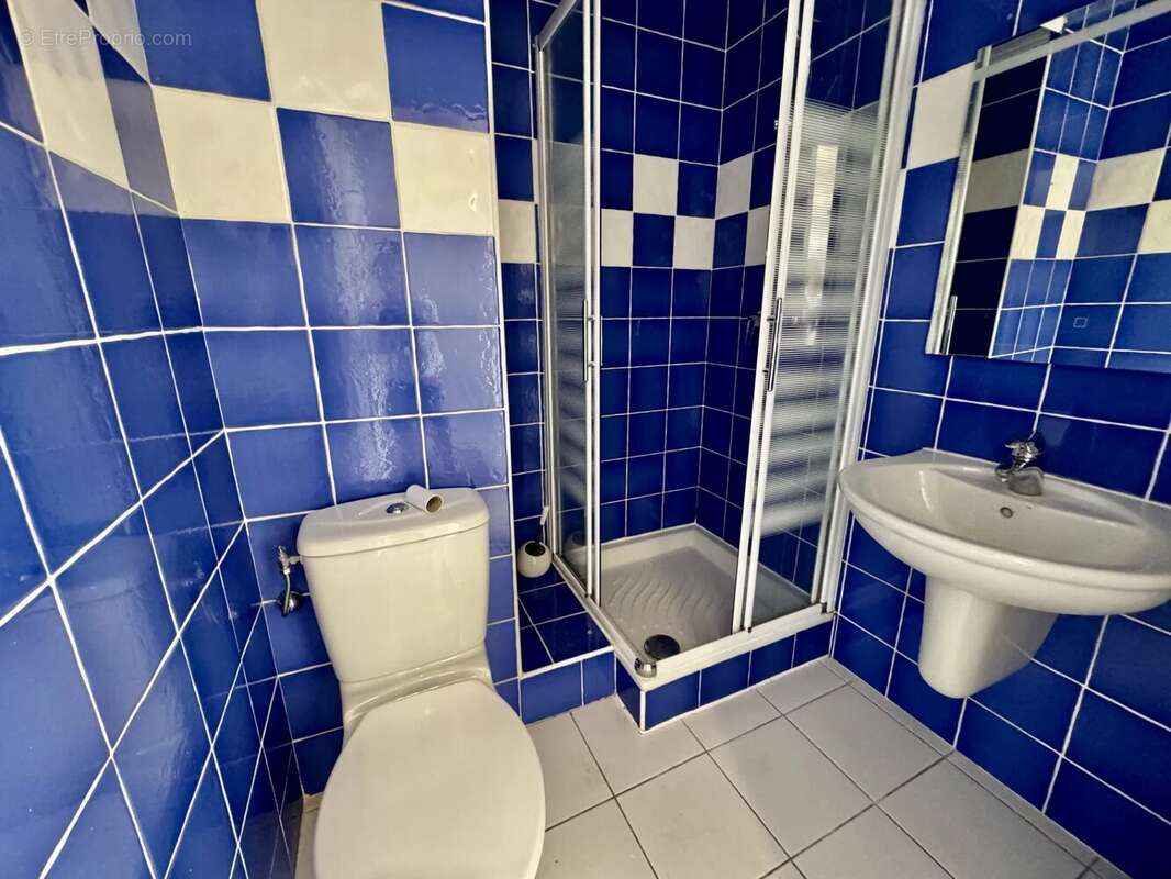 Cannes vente 2 pièces au calme absolu dans maison bourgeoise - photo 6