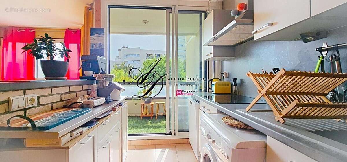 Appartement 3 pièces de 67,14 m2 avec vue dégagée, box et stationnement  Champs-sur-Marne - photo 6
