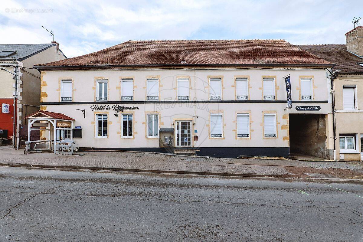 Commerce à DOMPIERRE-SUR-BESBRE