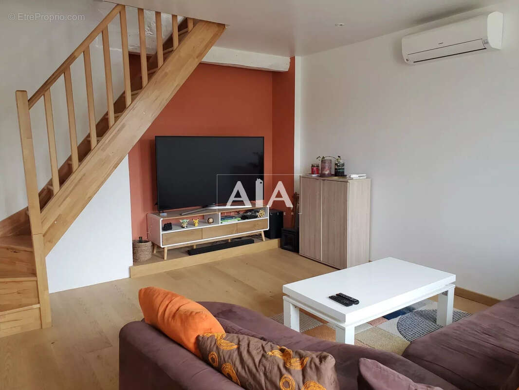 Maison de Village Proche de Civray - photo 5