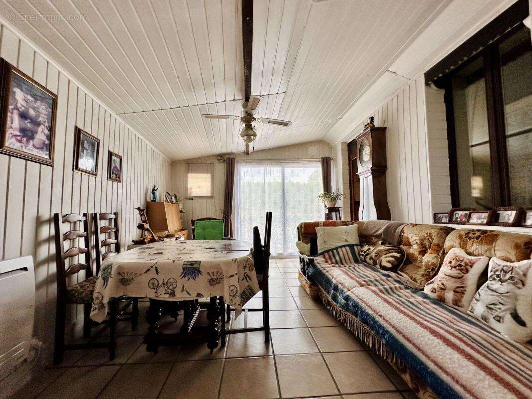 Maison à BUSSIERE-SAINT-GEORGES