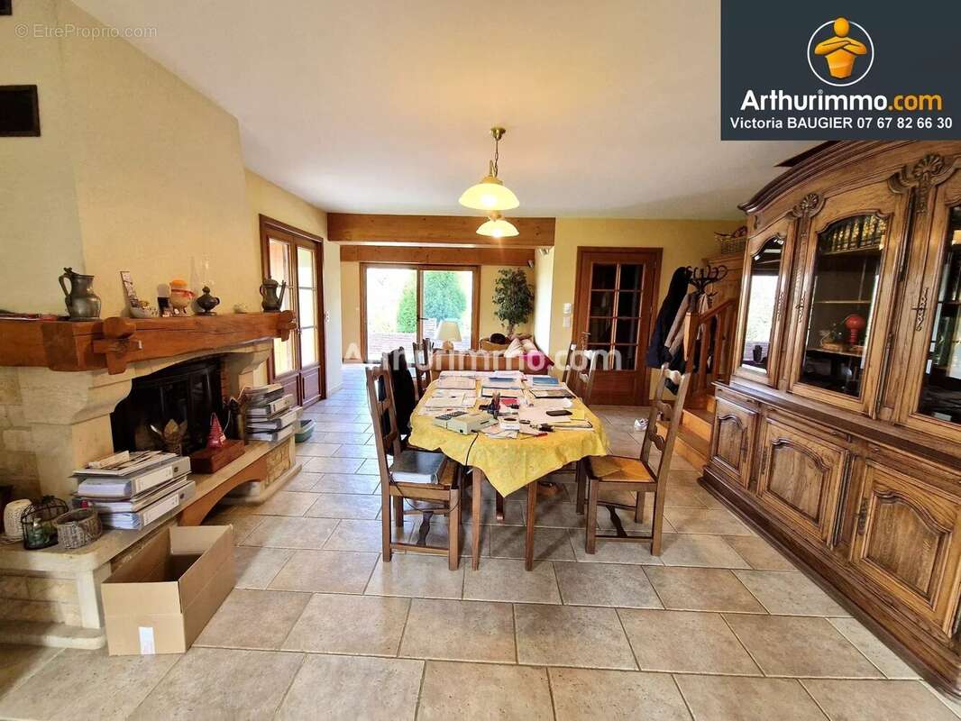 Maison à LONS-LE-SAUNIER