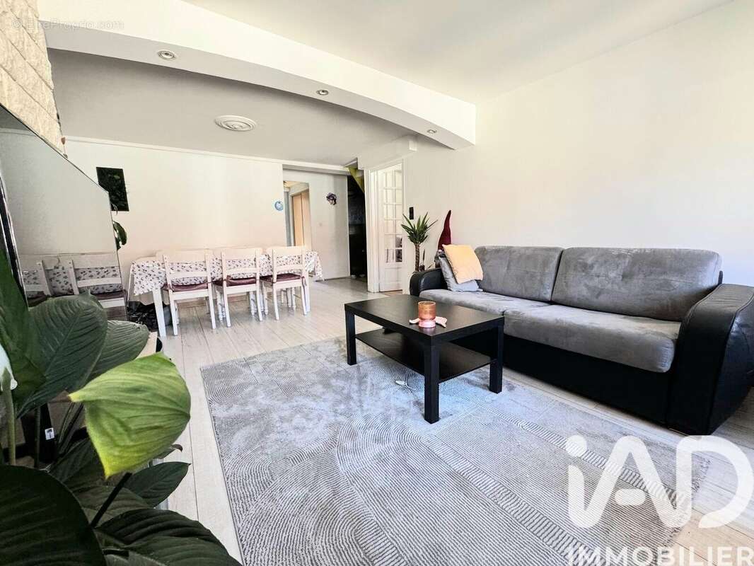 Photo 2 - Appartement à SAINT-ETIENNE