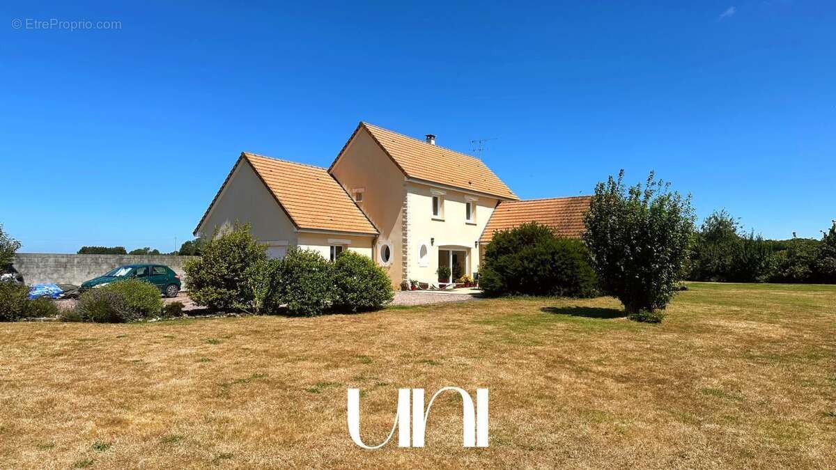 Maison 5 pièces 133m² et 3000m² de terrain - Aure sur mer - photo 8