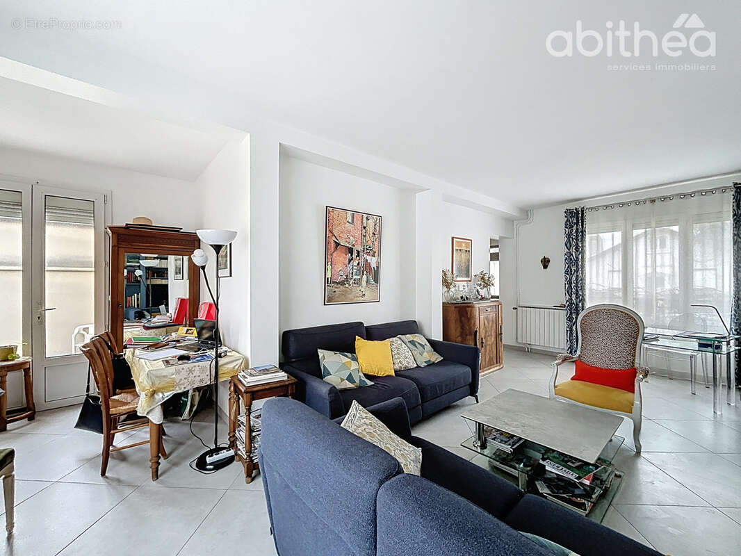 Maison à CHOISY-LE-ROI