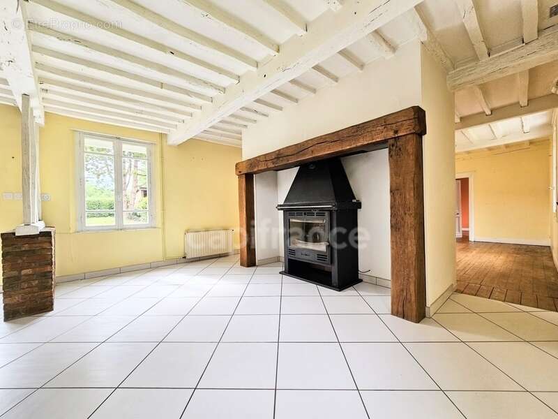 Maison à LE MESNIL-REAUME