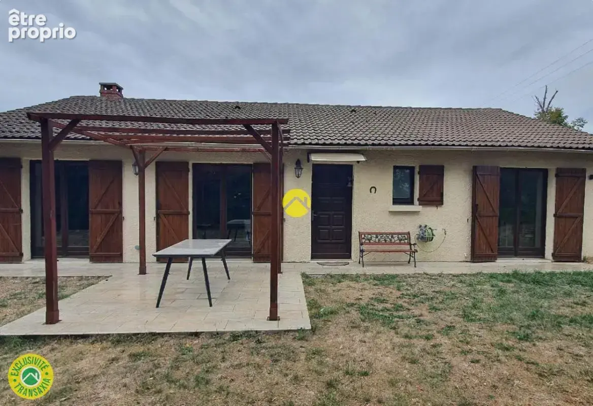 Maison à AUZANCES