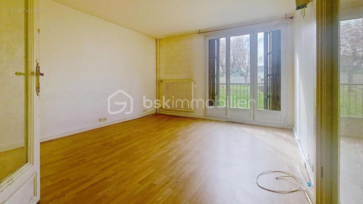 Appartement à LE PLESSIS-TREVISE