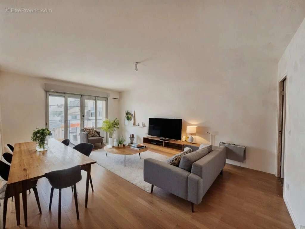 Appartement à CHAVILLE