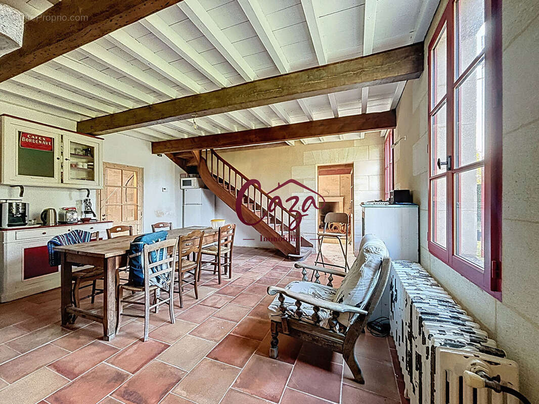 Maison à CAMBLANES-ET-MEYNAC