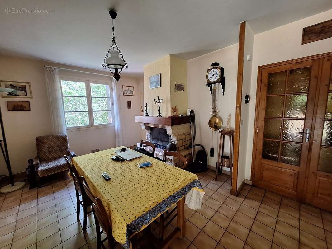 Maison à MONPAZIER
