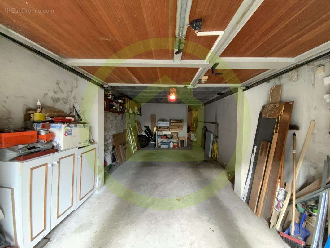 Maison à GENOUILLAC