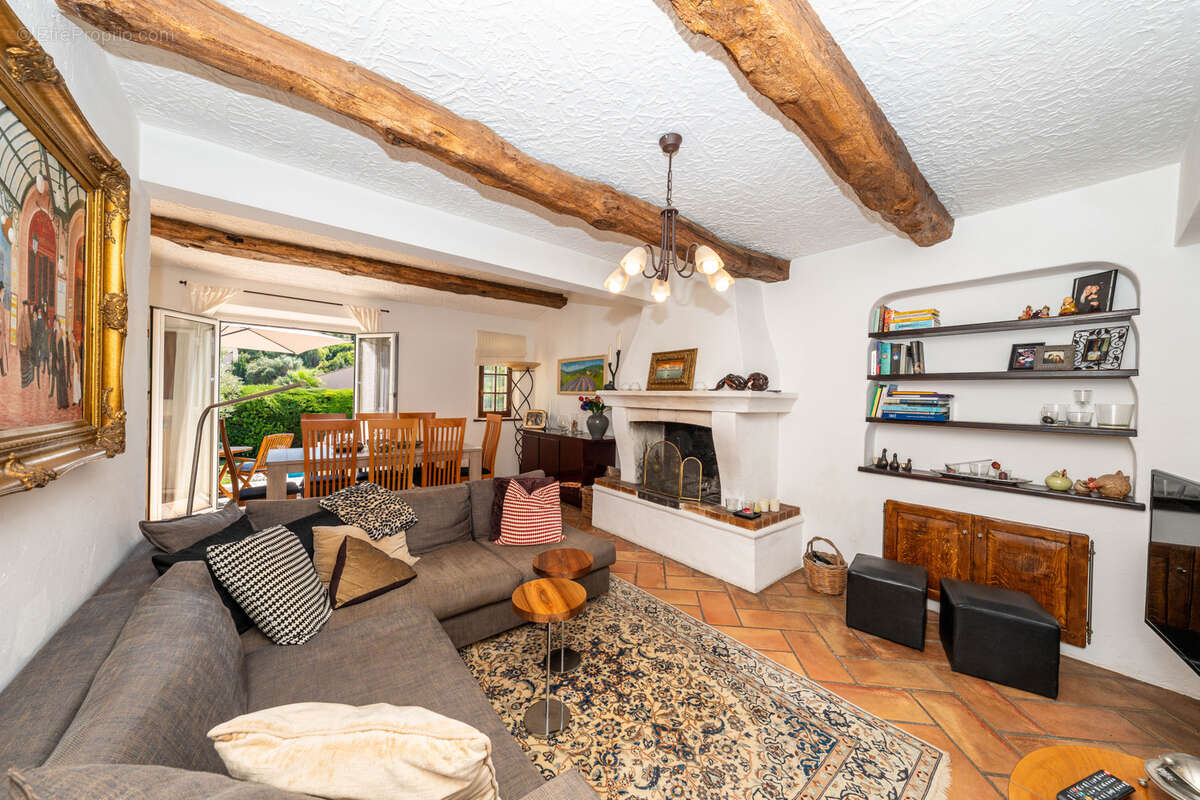 Maison à LA COLLE-SUR-LOUP