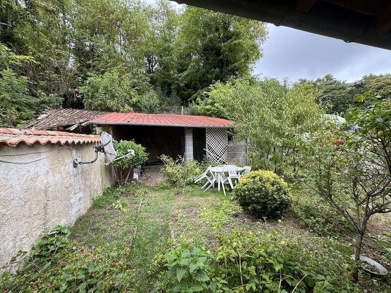 Spacieuse maison de village, a Riberac. - photo 9