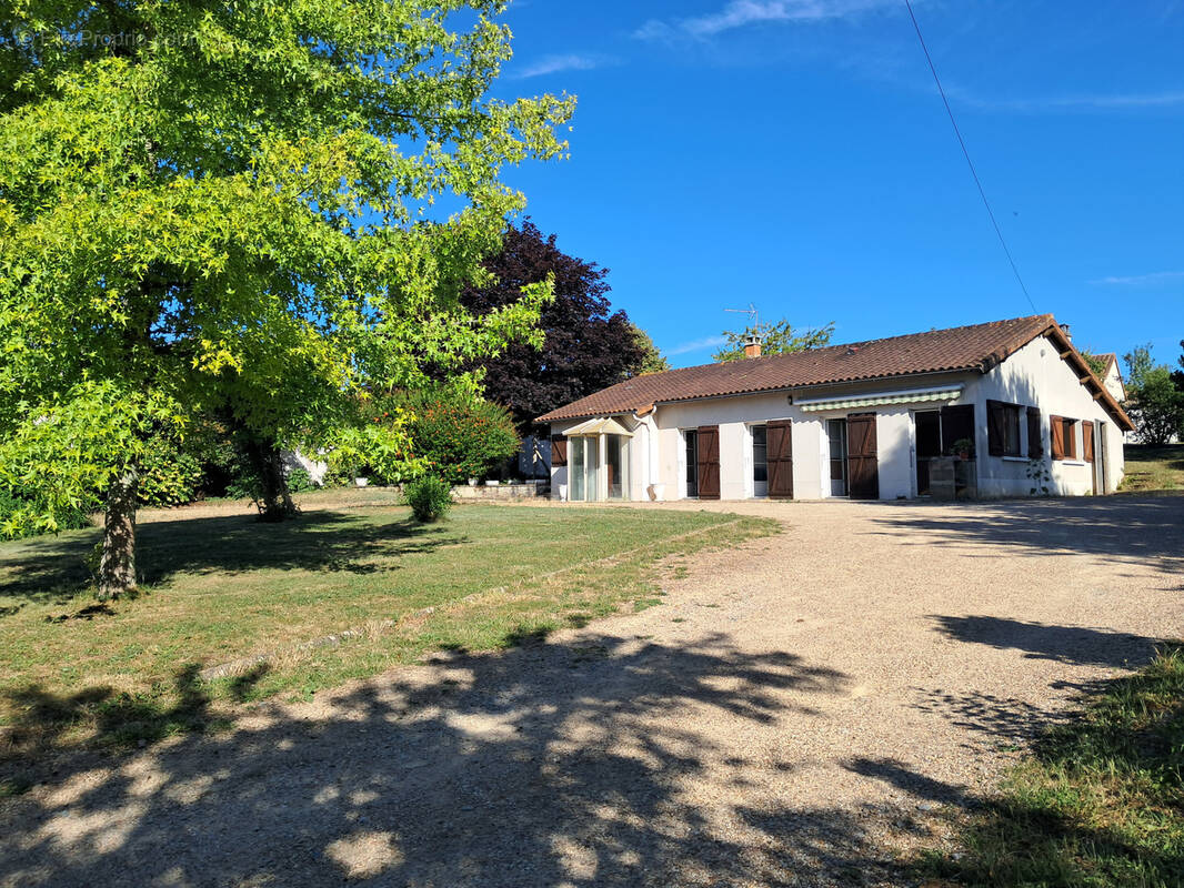 Maison à CHASSENEUIL-DU-POITOU