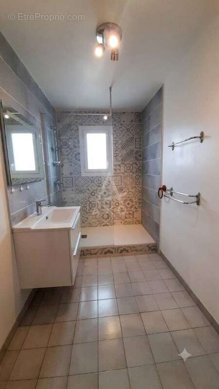 Villa familiale 4 chambres à ARLES - photo 13