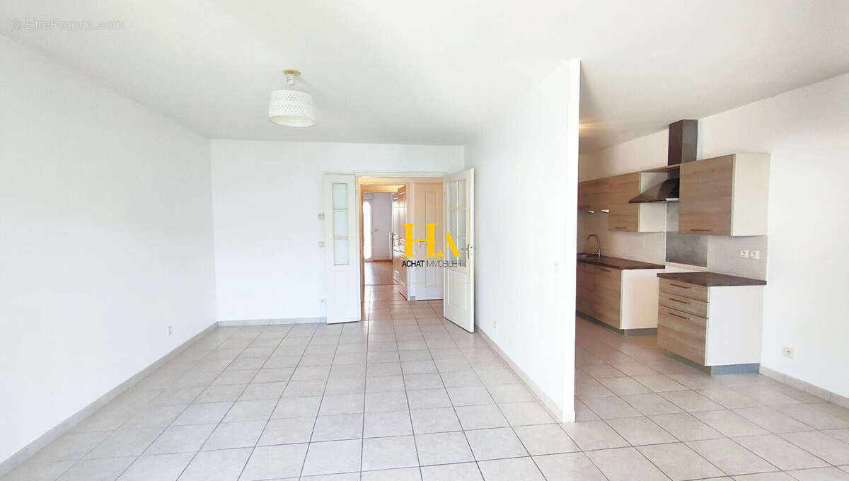 Appartement à ROMANS-SUR-ISERE