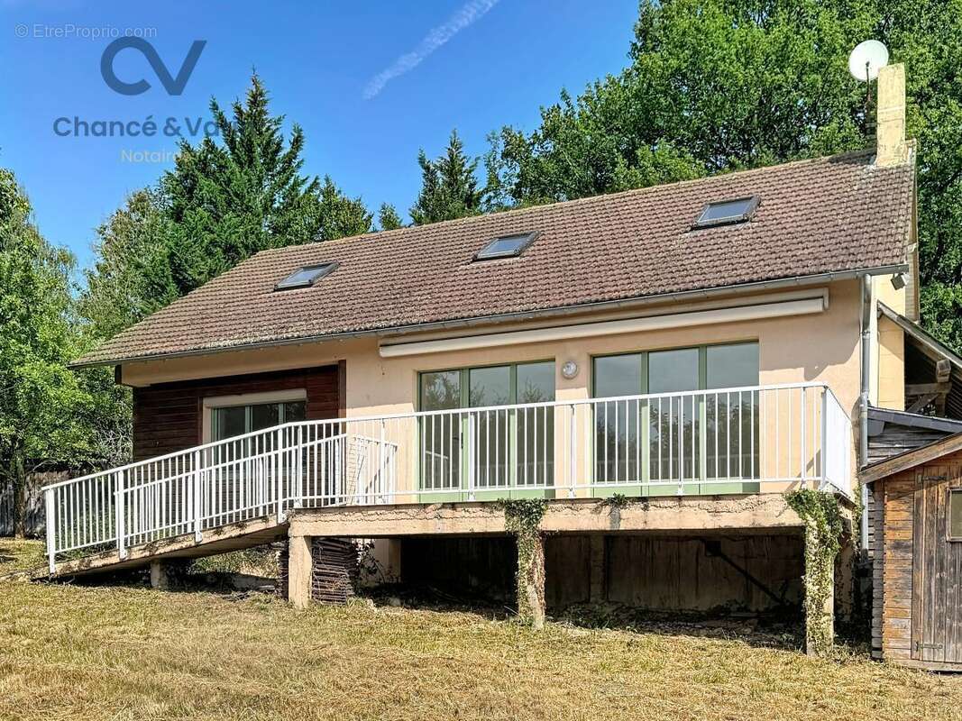 Maison 80 m² à Vieux-Bourg  - photo 3