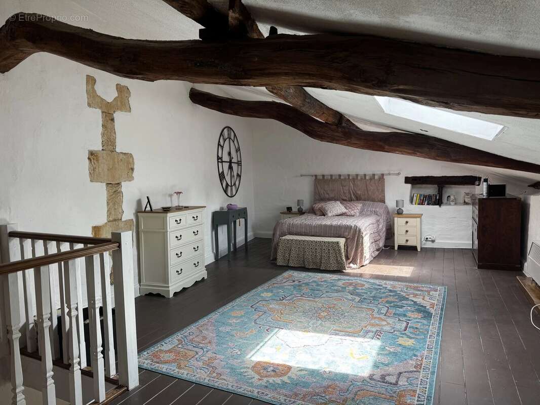 Maison de caractère de 3/4 chambres avec vue sur la campagne et potentiel de revenus - photo 7