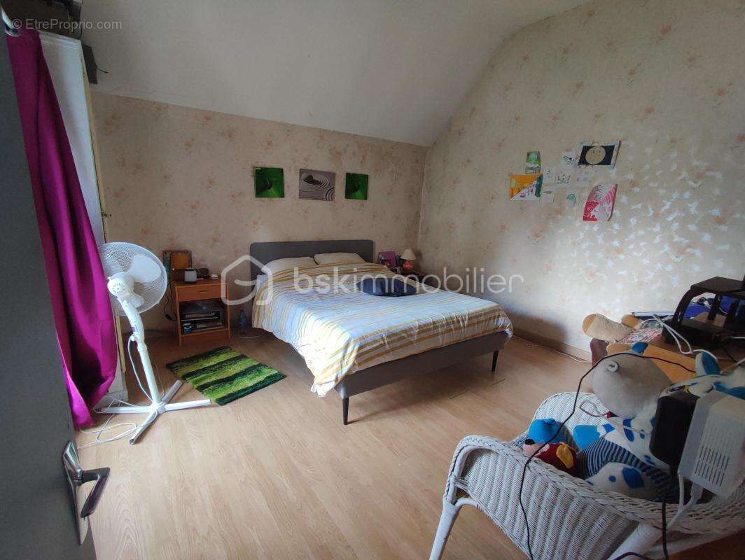  Belle maison familiale aux volumes généreux – Un cadre de vie idéal !A Neuvy-Sautour - photo 10