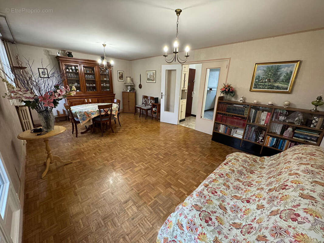 Appartement à NOISY-LE-SEC