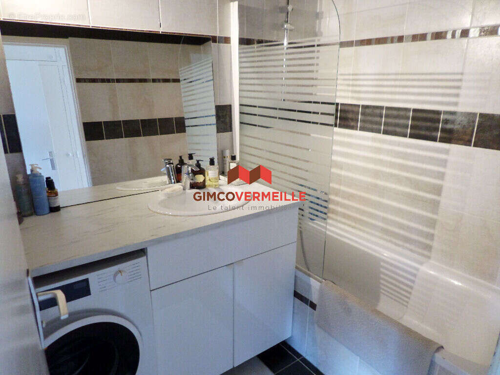 Appartement à LA CELLE-SAINT-CLOUD