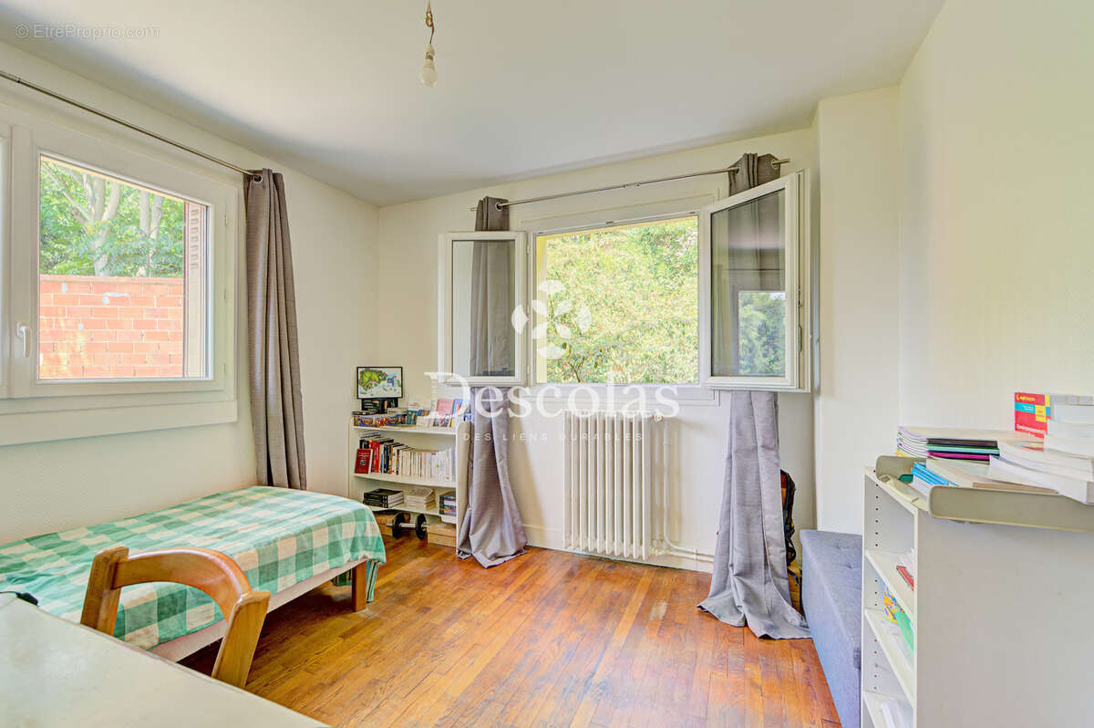 SAINT-GERMAIN-EN-LAYE Quartier Victor Hugo - Maison familiale 9 pièces 202 m2 - photo 12