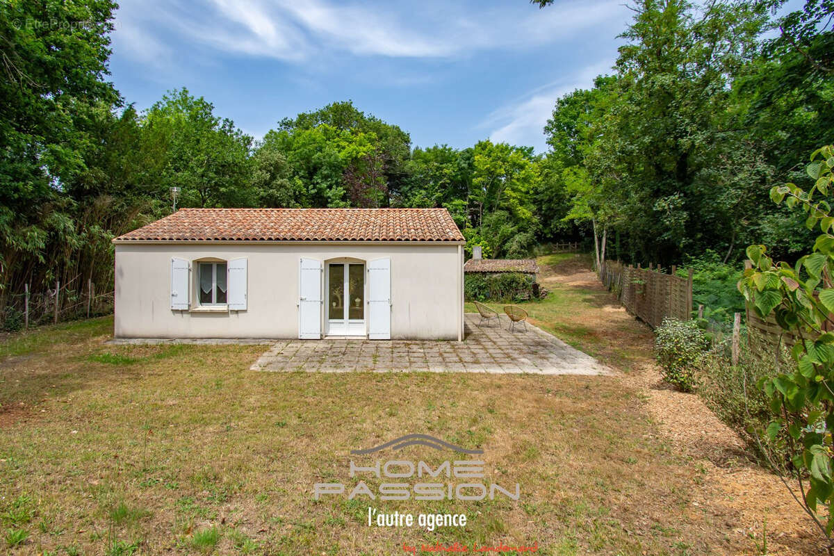 Maison à MESCHERS-SUR-GIRONDE