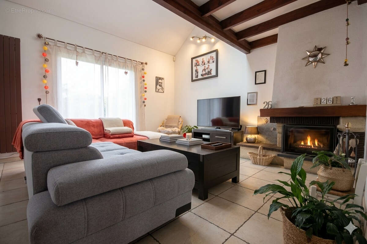 Maison à COIGNIERES