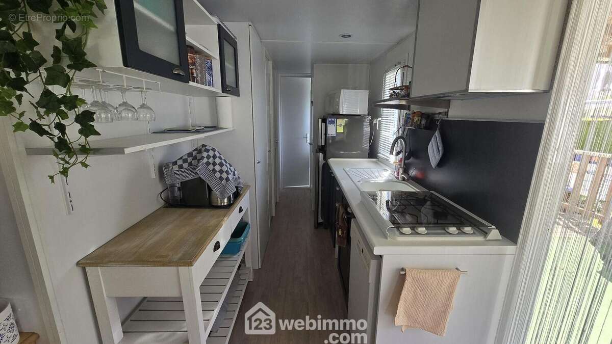 Espace cuisine - Maison à TALMONT-SAINT-HILAIRE