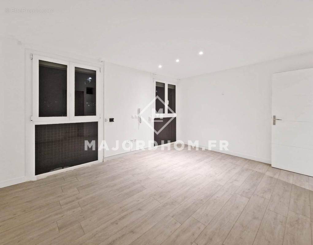 Appartement à MARSEILLE-9E