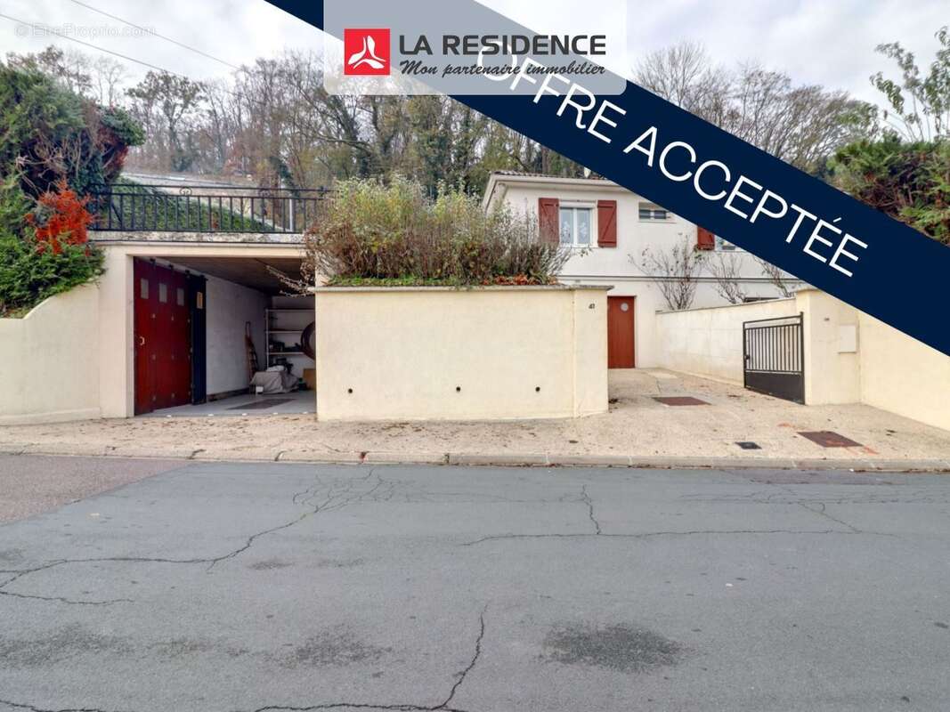 Maison à LA FALAISE