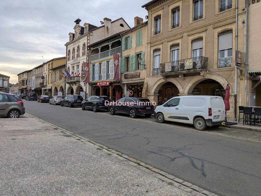 Appartement à MARCIAC