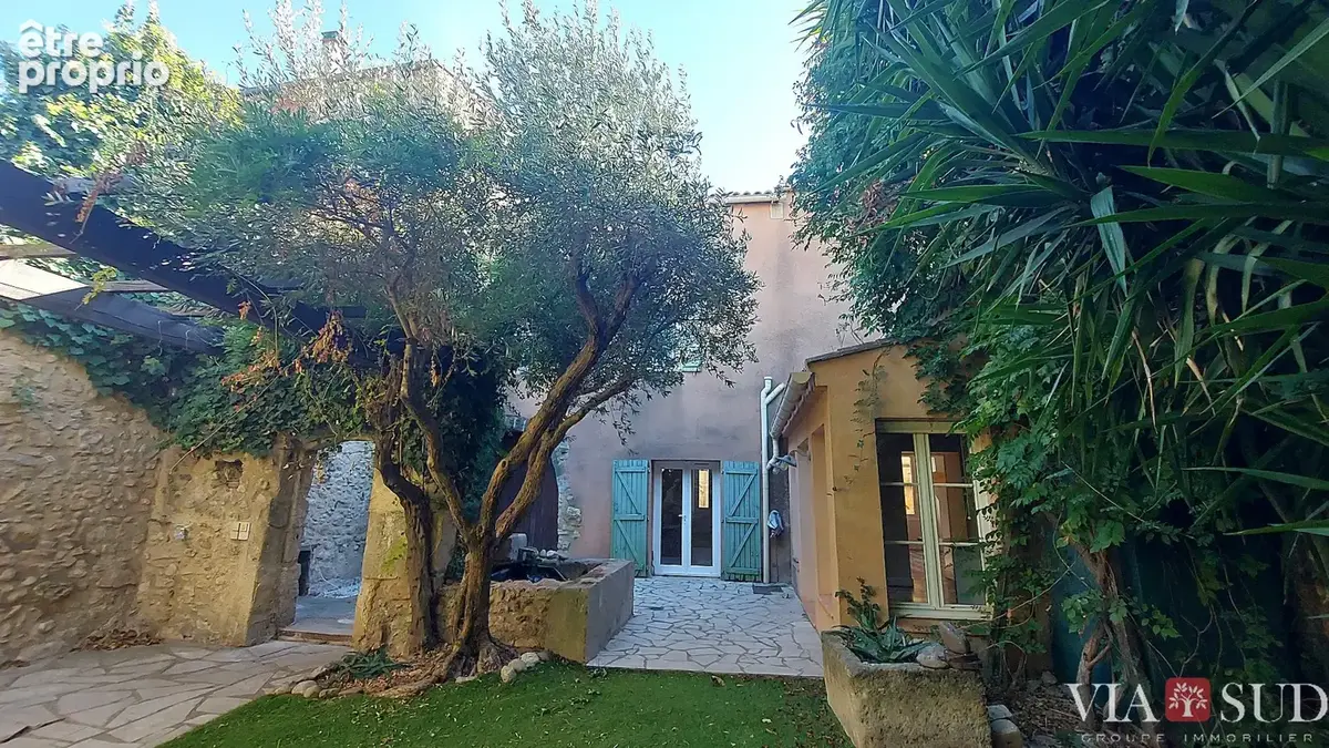 Photo Maison à Pailhes au prix de 299 000€