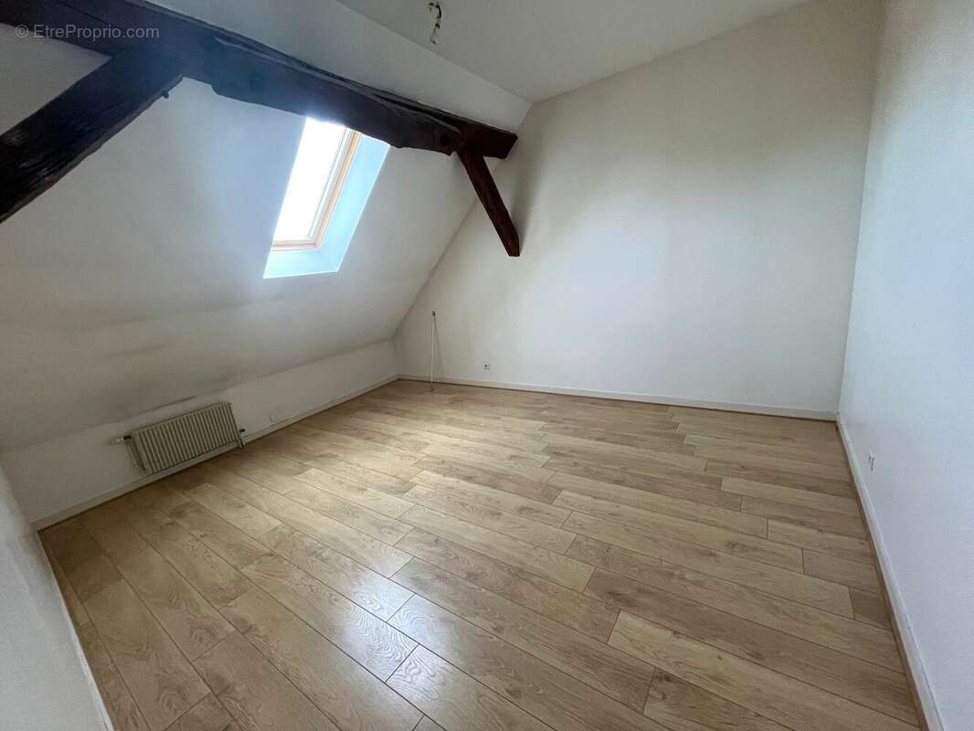 Maison à FLEUREY-SUR-OUCHE