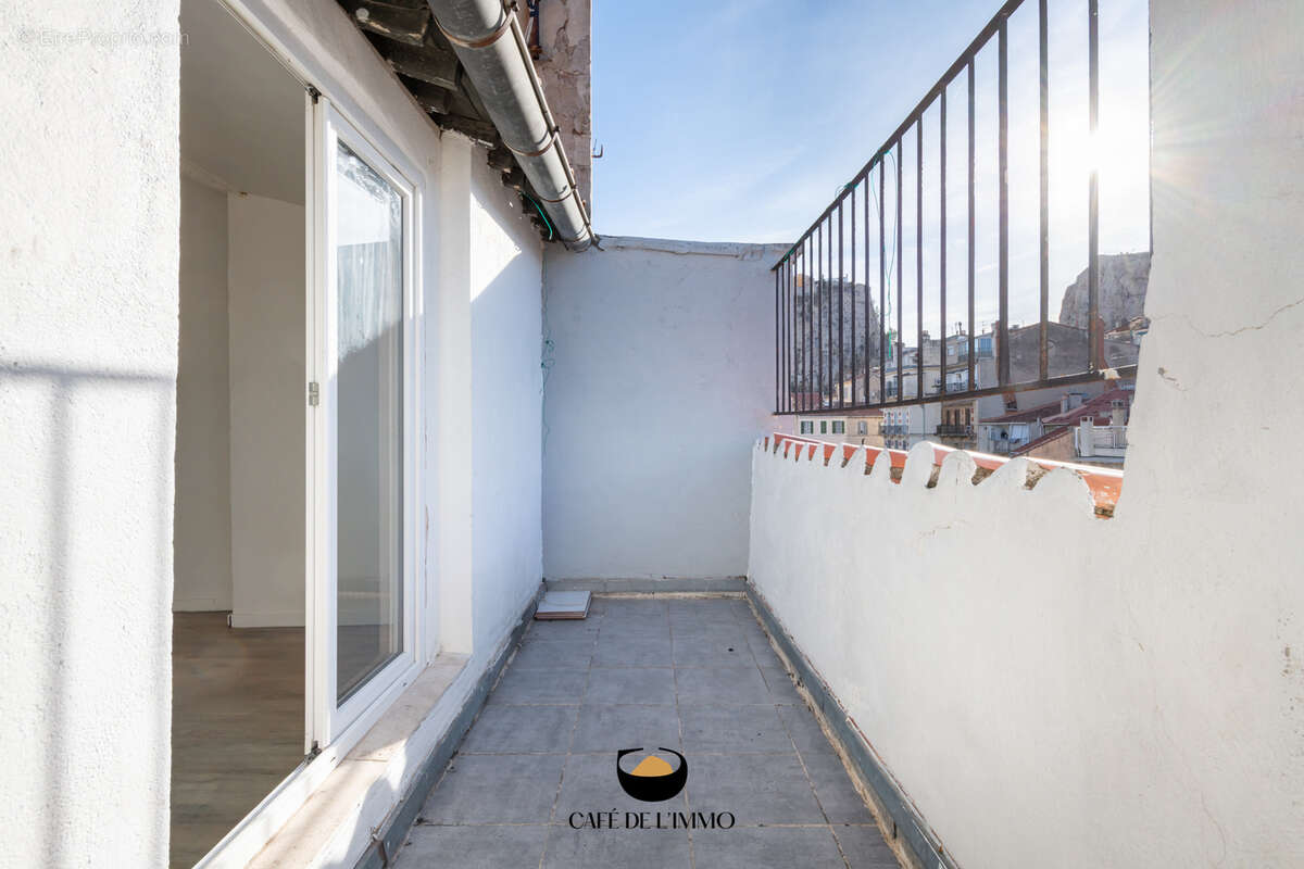 Appartement à MARSEILLE-6E