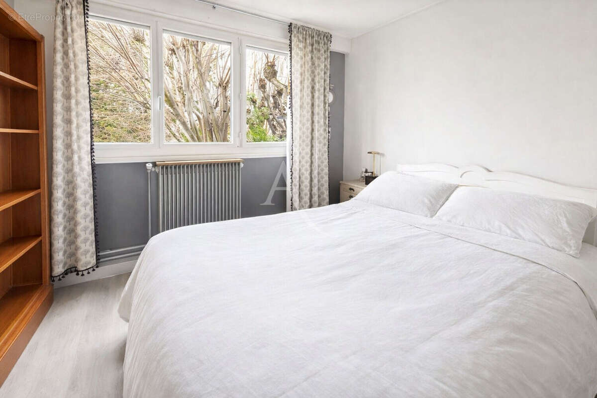 Appartement à SAINT-MAUR-DES-FOSSES