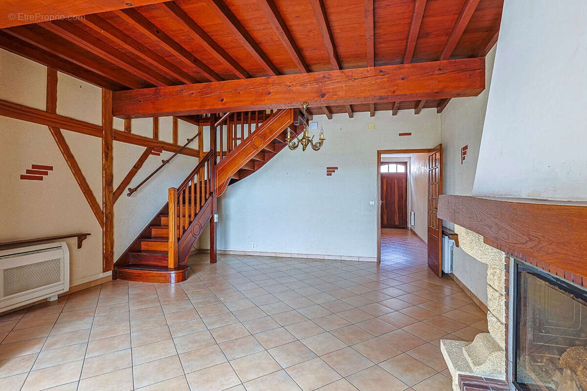 Maison à BEAUMONT-DE-LOMAGNE