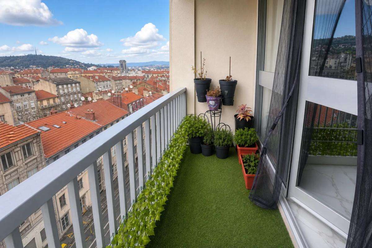 Superbe appartement rénové avec vue panoramique - photo 11